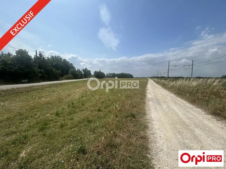 Land in Pierrelatte for sale - Aerial - Image 3 of 3