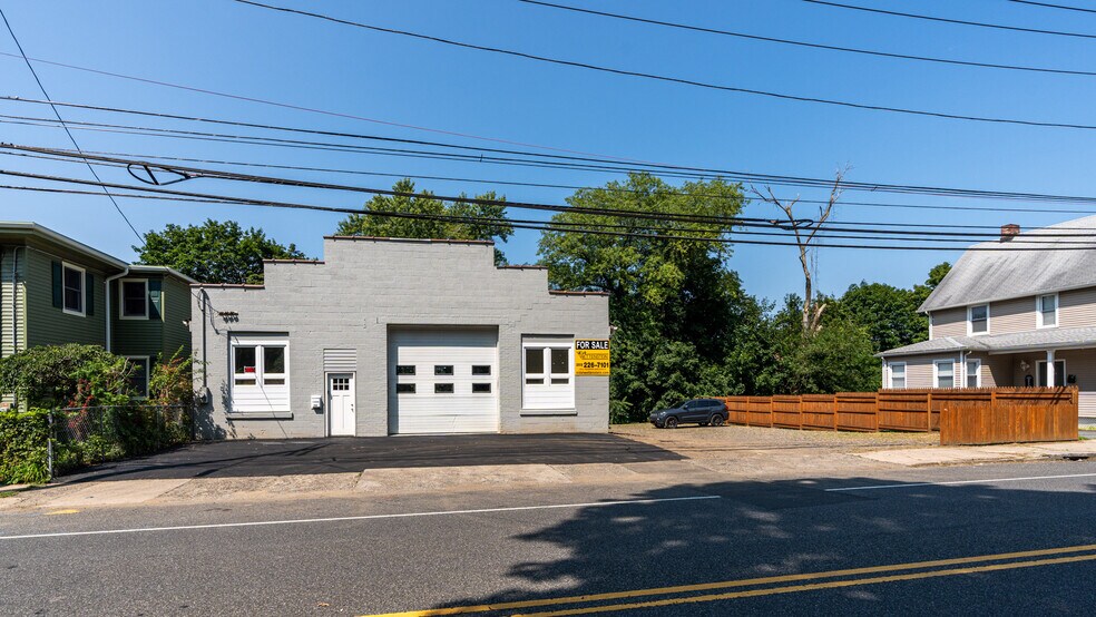 196 Derby Ave, Derby, CT for sale - Building Photo - Image 1 of 1