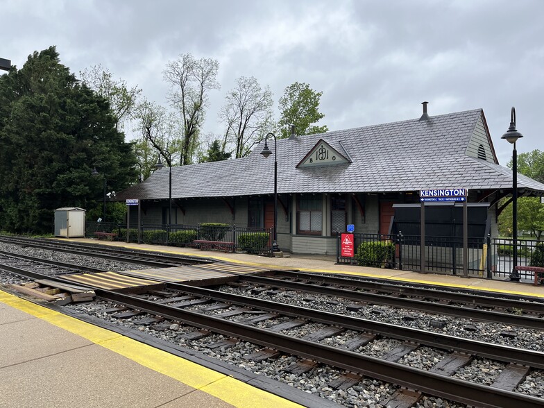 10555 Metropolitan Ave, Kensington, MD for sale - Building Photo - Image 2 of 25