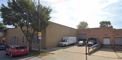 3021 W Harrison St, Chicago, IL for lease - Building Photo - Image 2 of 9