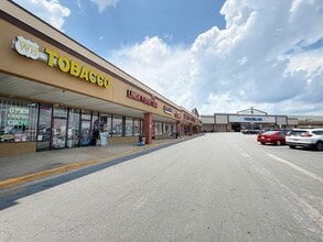 13408-13450 Jefferson Davis Hwy, Woodbridge, VA for lease Building Photo- Image 1 of 3