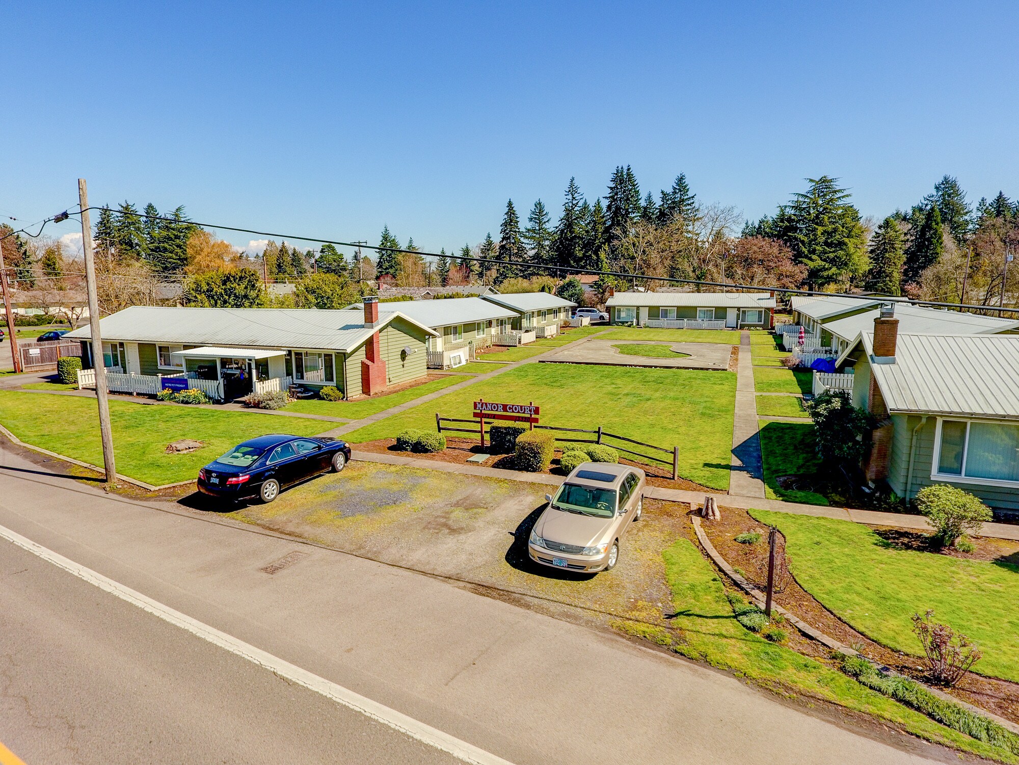 13214 SE River Rd, Milwaukie, OR for sale Primary Photo- Image 1 of 1
