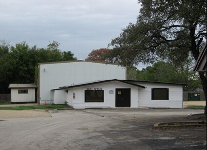 11607 N Lamar Blvd, Austin, TX for lease - Building Photo - Image 2 of 5