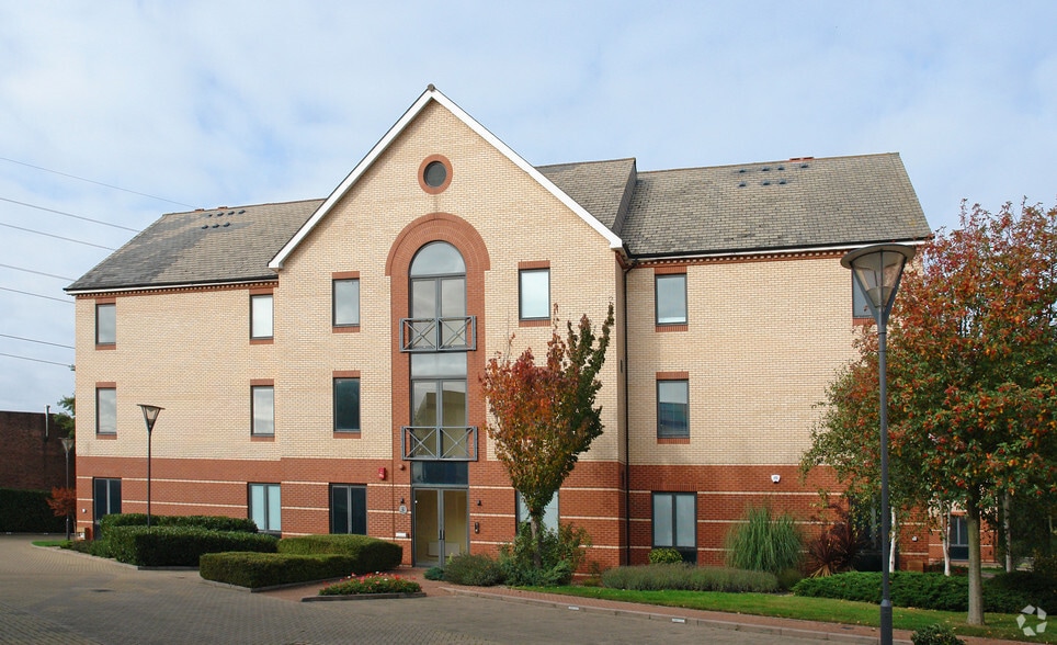 Cowley Mill Rd, Uxbridge for sale - Primary Photo - Image 1 of 1