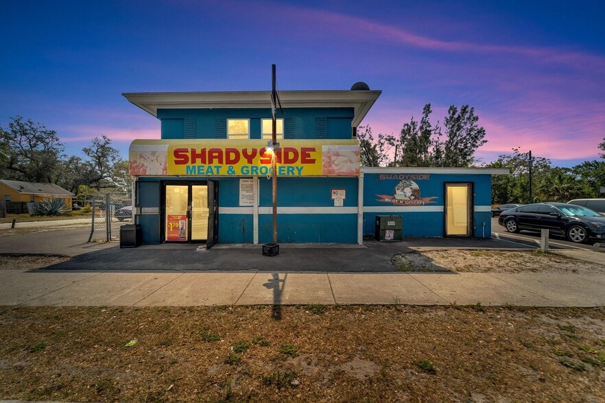 4200 15th Ave S, Saint Petersburg, FL for lease - Building Photo - Image 1 of 13