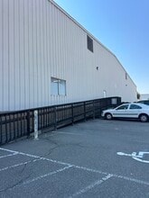 724 E Grant Line Rd, Tracy, CA for lease Interior Photo- Image 2 of 7