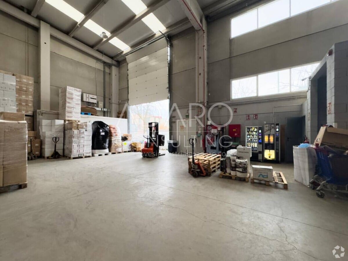 Calle Almazara, 8, Tres Cantos, MAD 28760 -  -  - Interior Photo - Image 1 of 11