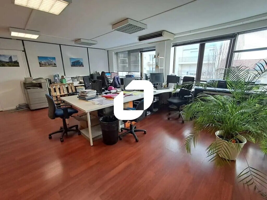 Location Bureaux 69 m² à 149 m² - Photo 1