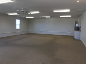 4997-4999 Park Ave W, Seville, OH for lease Interior Photo- Image 1 of 6