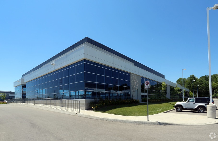 1393 North Service Rd E, Oakville, ON for lease - Building Photo - Image 1 of 2