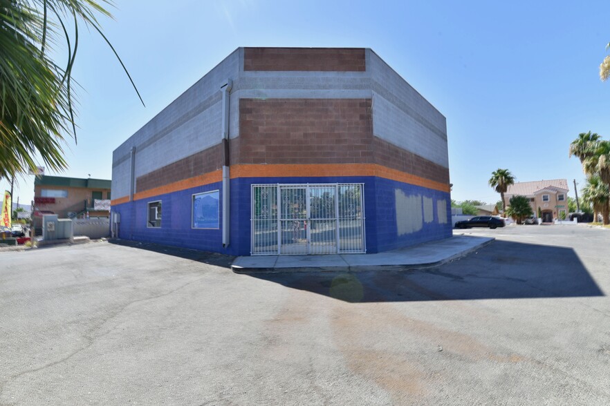 4805 E Charleston Blvd, Las Vegas, NV for sale - Building Photo - Image 1 of 1