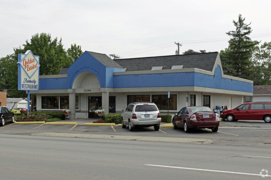 32286 Woodward Ave, Royal Oak, MI for lease - Building Photo - Image 3 of 6