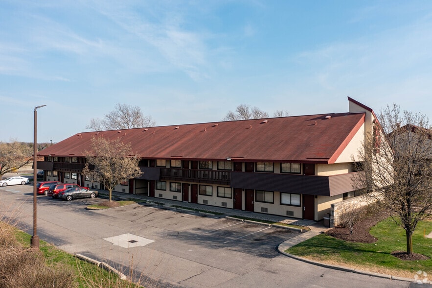 26300 Dequindre Rd, Warren, MI for sale - Building Photo - Image 3 of 12