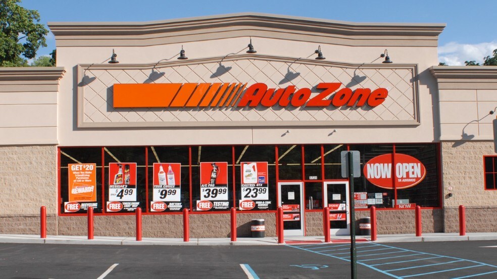 1721 Main St, Peekskill, NY 10566