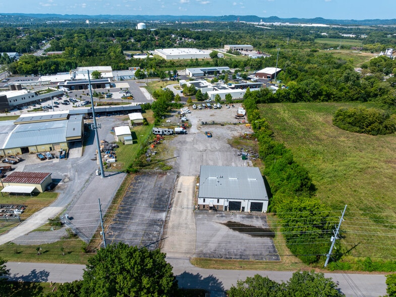3333 Hydes Ferry Pike, Nashville, TN for lease - Building Photo - Image 3 of 7