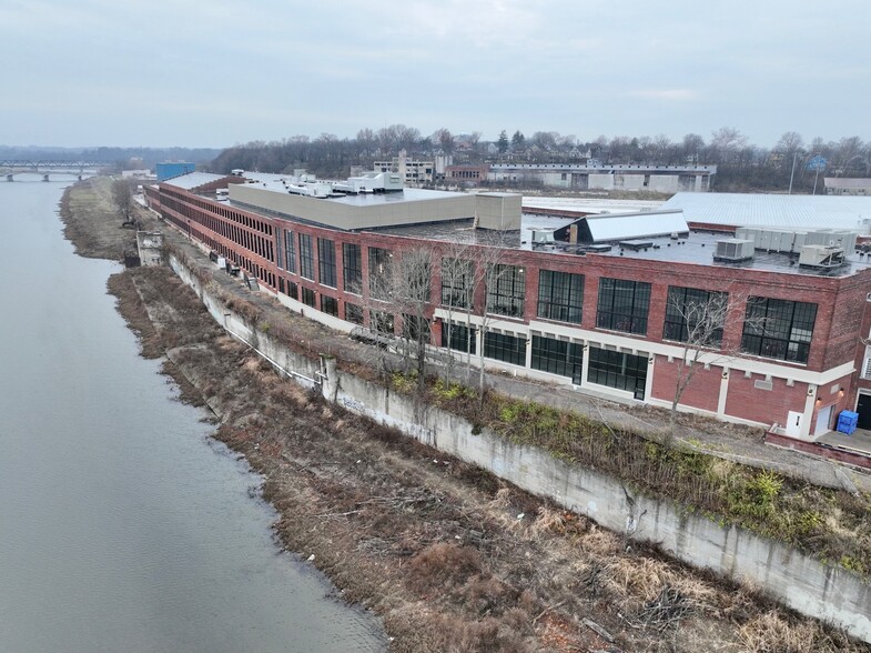 600 N B St, Hamilton, OH for lease - Aerial - Image 3 of 5