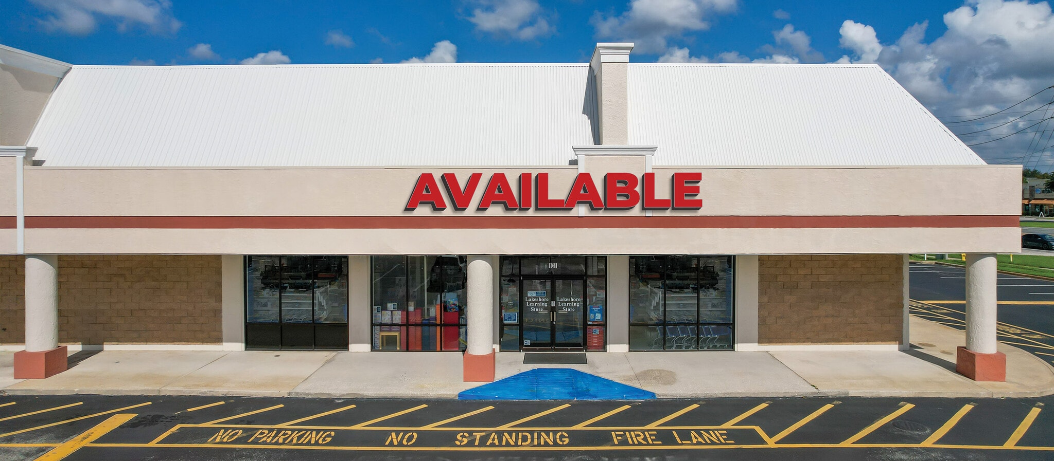 335 E Semoran Blvd, Fern Park, FL for lease Building Photo- Image 1 of 11