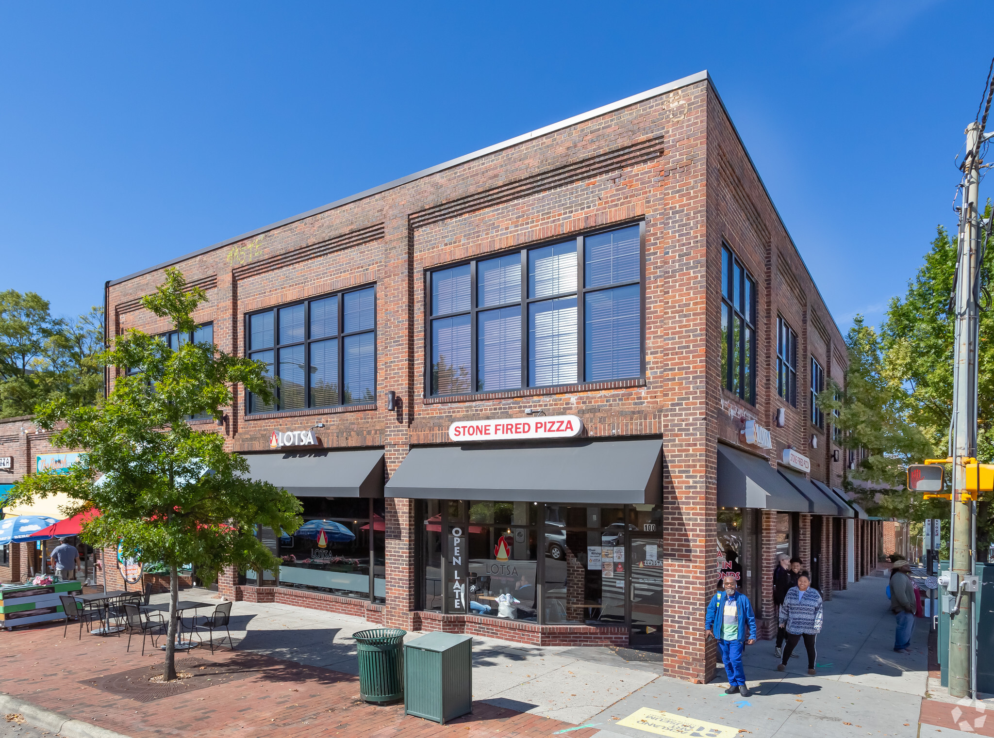 100 W Franklin St, Chapel Hill, NC for sale Primary Photo- Image 1 of 1