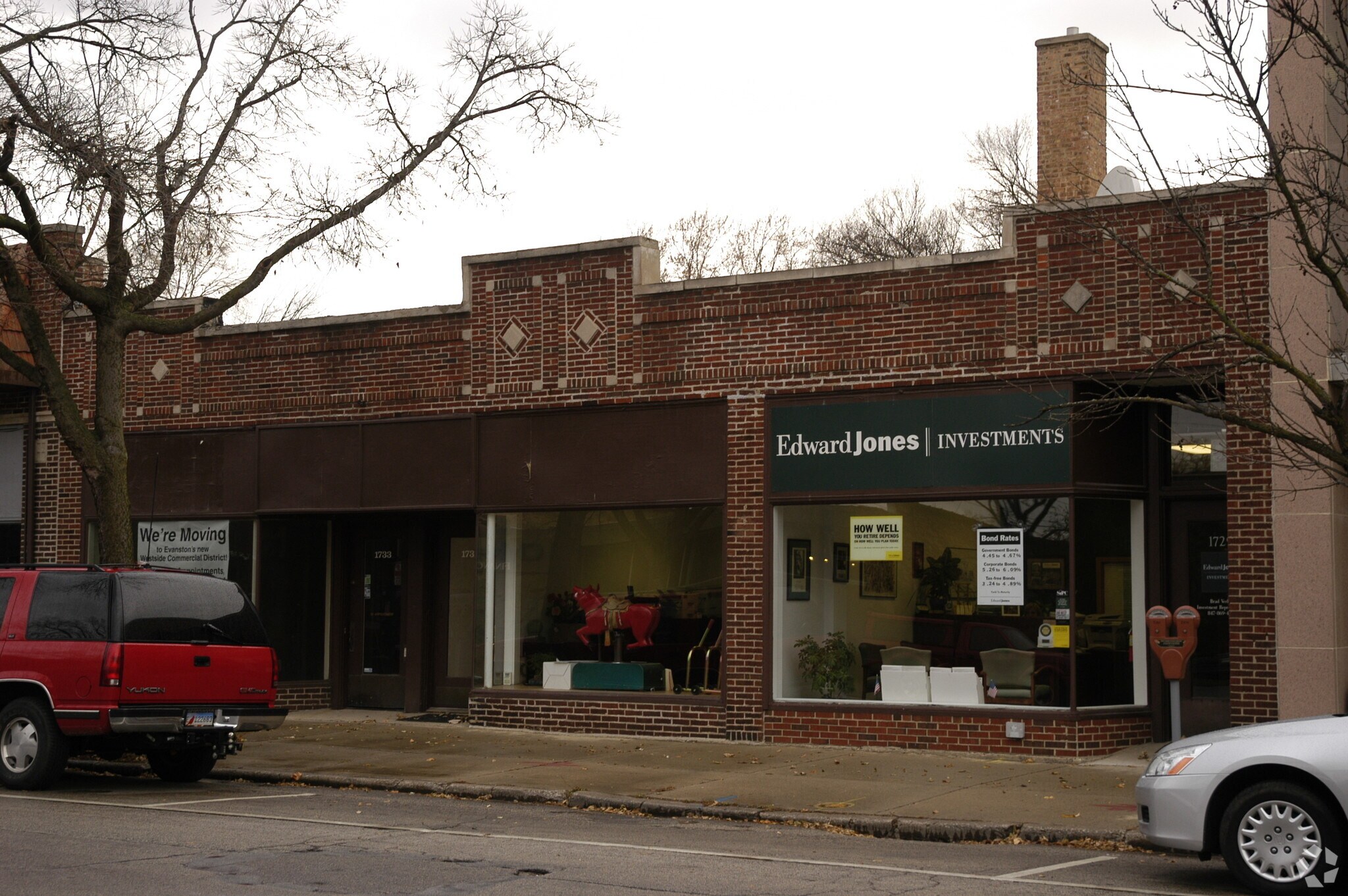 Retail in Evanston, IL for sale Primary Photo- Image 1 of 1