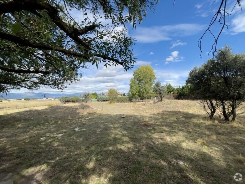 Calle del Mar Egeo, 9, Galapagar, Madrid for sale - Building Photo - Image 2 of 11