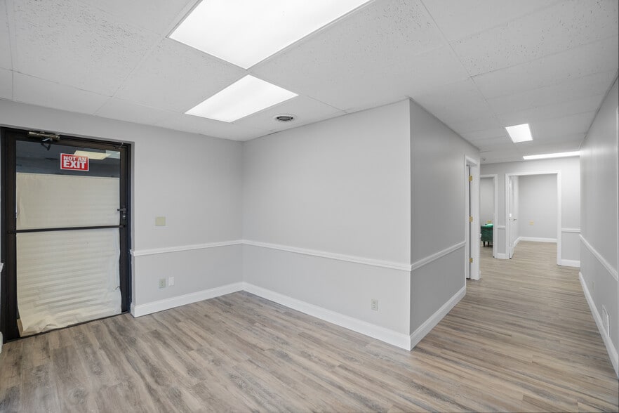 117 Schuyler St, Fulton, NY for lease - Building Photo - Image 3 of 14