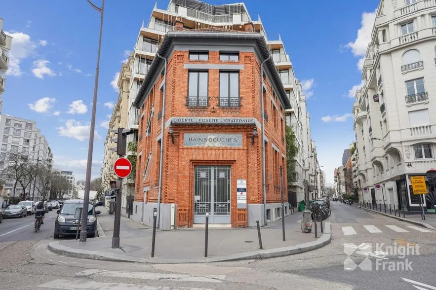 34 Rue Castagnary, Paris for lease - Building Photo - Image 1 of 9