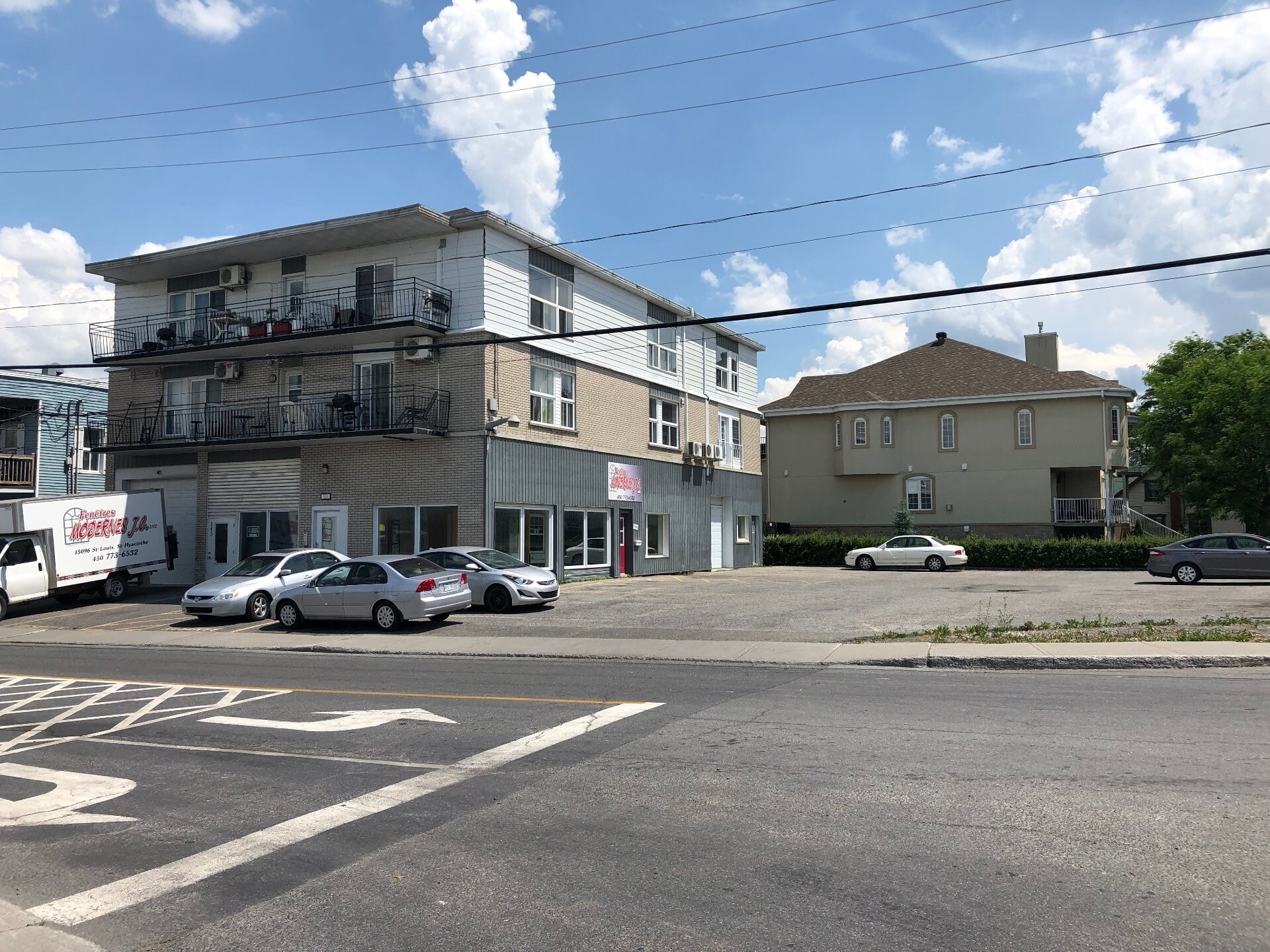 535-585 Rue Lemire, Saint-hyacinthe, QC for sale Primary Photo- Image 1 of 1