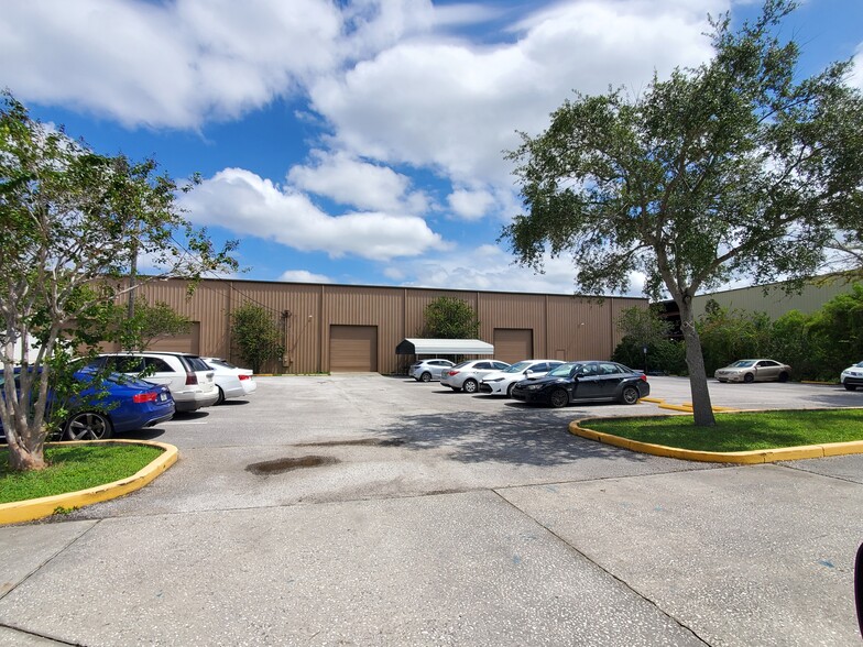 12475 N 44th St, Clearwater, FL for lease - Building Photo - Image 1 of 12