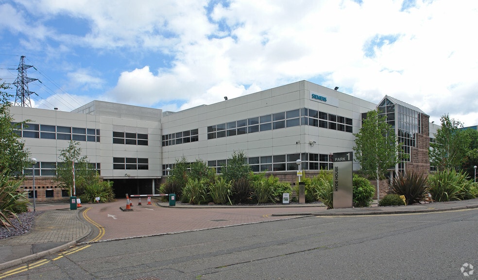 Oldbury, Bracknell, RG12 8WS Spedan House