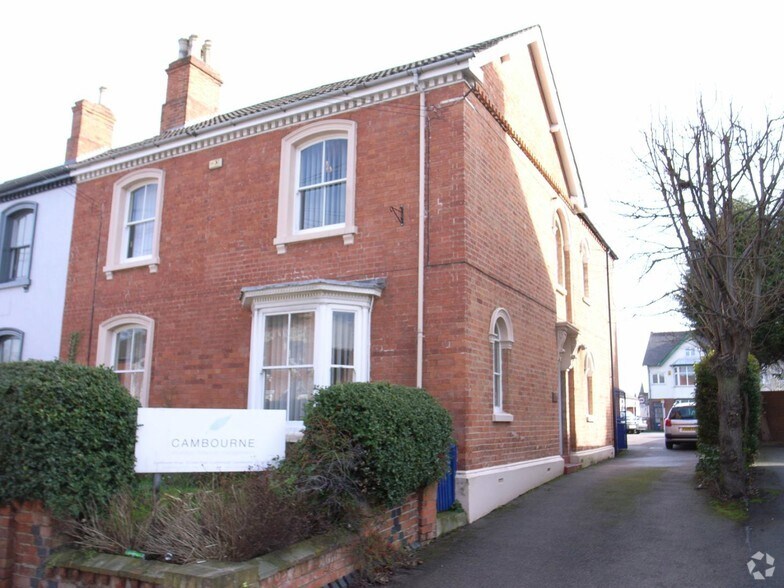 8 Forest Rd, Loughborough, LEC LE11 3NP Office for Lease