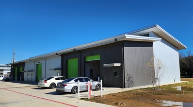 25115-25155 FM 2978 Rd, Tomball, TX for lease Building Photo- Image 1 of 10