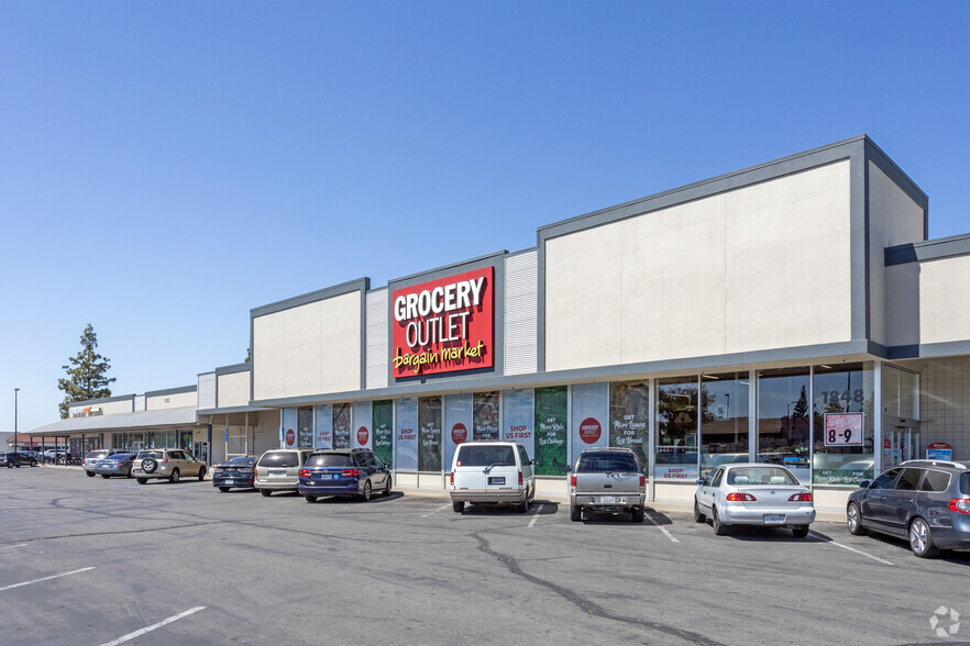 1848-1928 Clovis Ave, Clovis, CA for sale - Primary Photo - Image 1 of 10