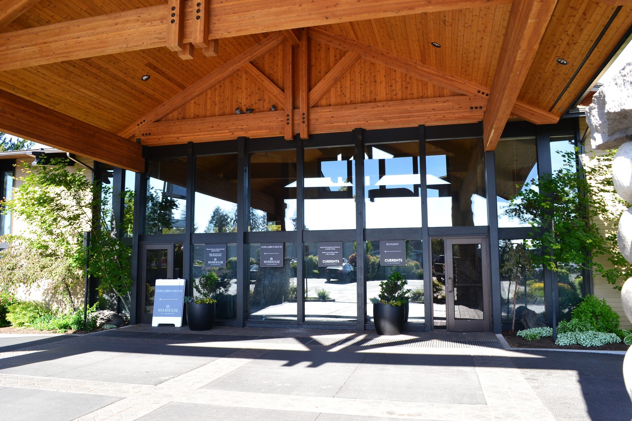 3075 N Highway 97, Bend, OR for sale Building Photo- Image 1 of 1