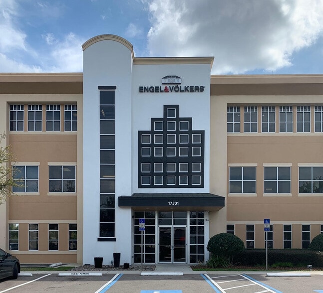 17301 Pagonia Dr, Clermont, FL 34711 Office Space for Lease