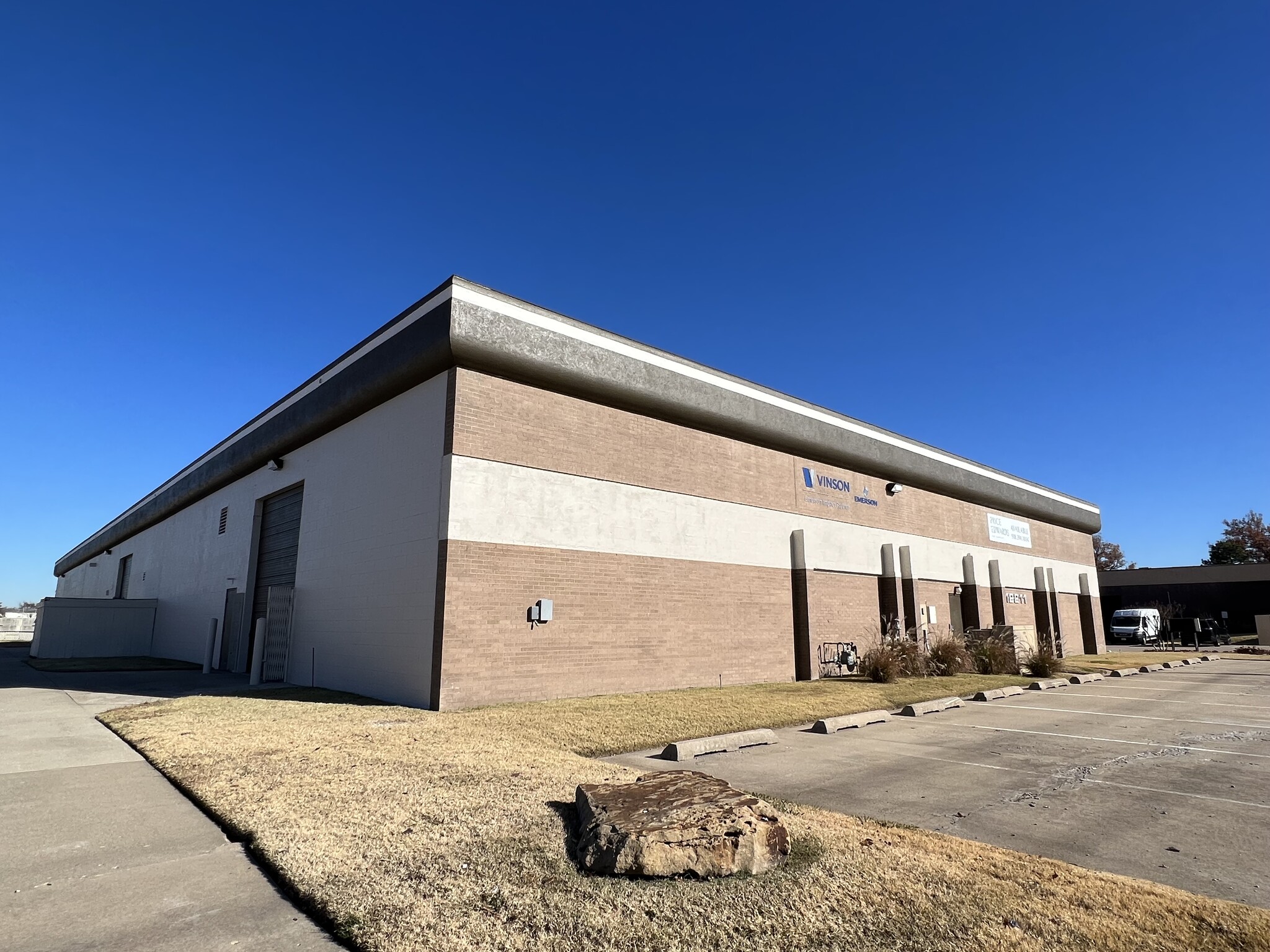 12101 E 51st St, Tulsa, OK 74146 - Tandem Business Park | LoopNet