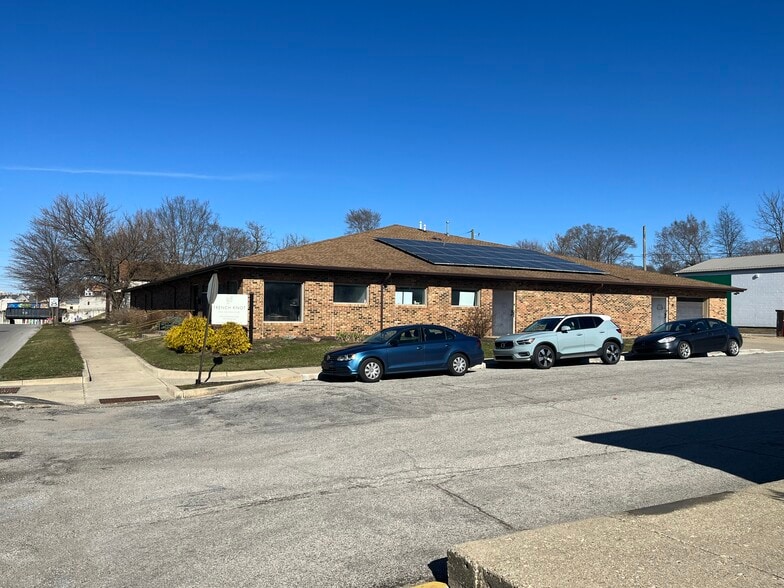 525 Wabash Ave, Lafayette, IN for lease - Building Photo - Image 2 of 4