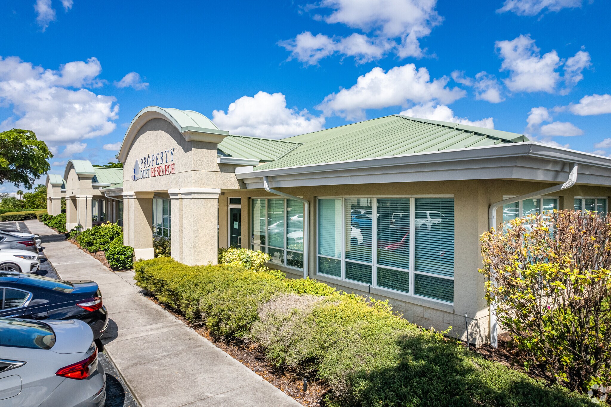 6801 Palisades Park Ct, Fort Myers, FL for lease Building Photo- Image 1 of 11
