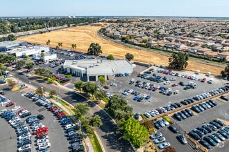 8586 Laguna Grove Dr, Elk Grove, CA - AERIAL  map view