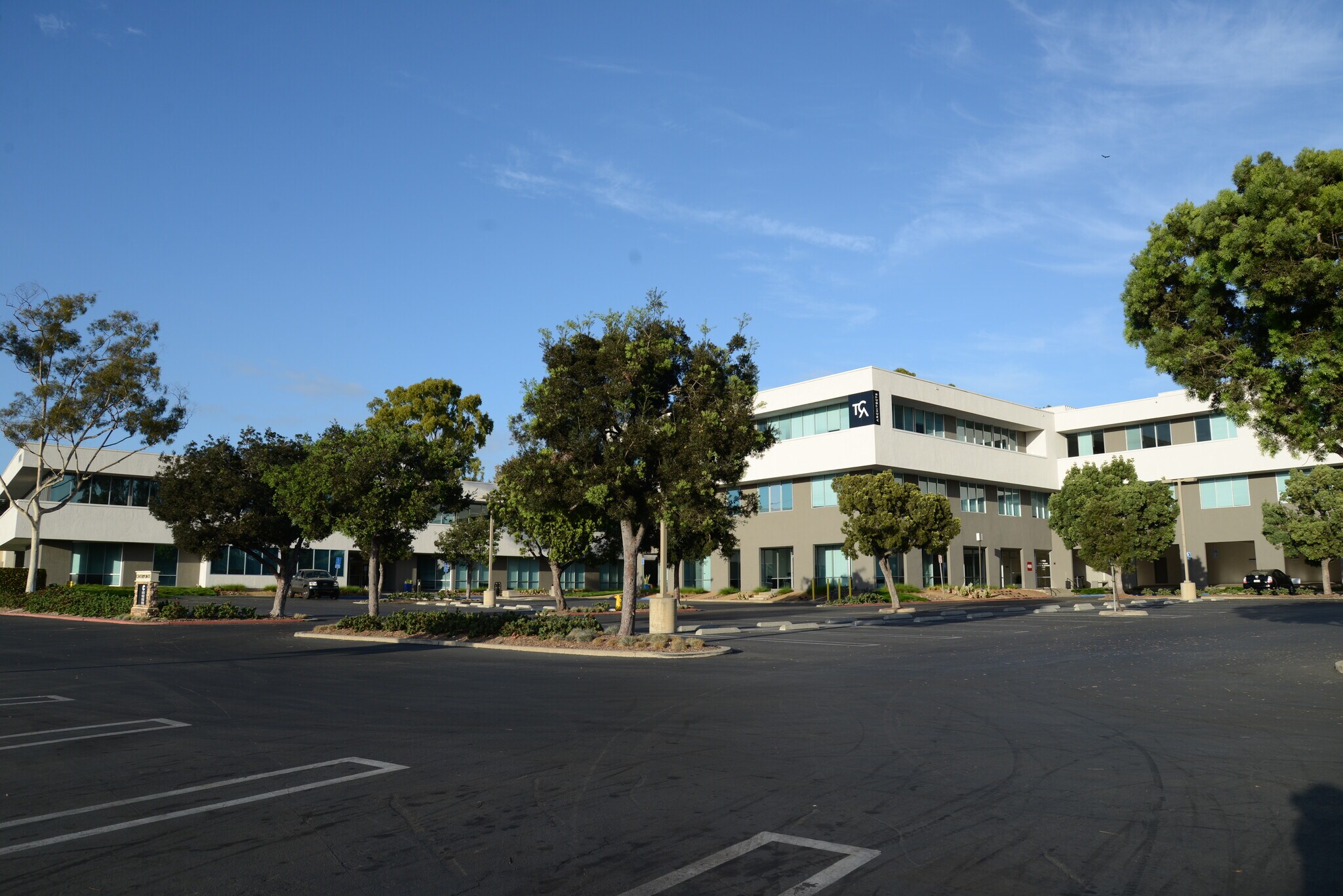 19772 MacArthur Blvd, Irvine, CA 92612 Centerpointe Bldg 5