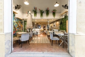 Retail in Barcelona, Barcelona for lease Interior Photo- Image 2 of 9