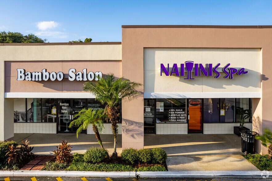 8462-8594 Palm Pky, Orlando, FL for lease - Building Photo - Image 3 of 10