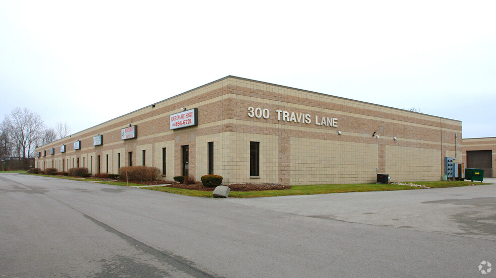 400 Travis Ln, Waukesha, WI for lease - Building Photo - Image 3 of 6