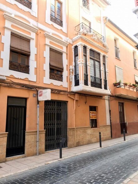 Retail in Xàtiva for lease - Building Photo - Image 1 of 7