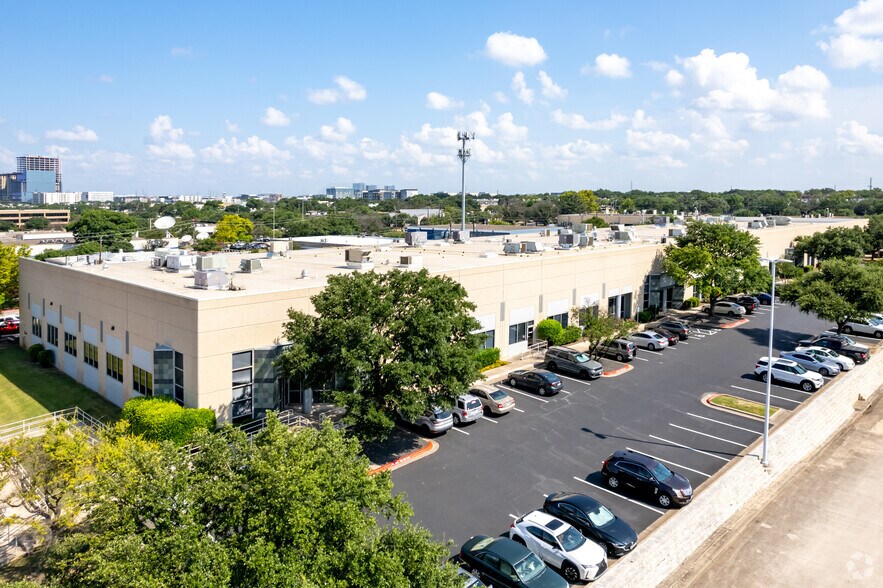 1905A Kramer Ln, Austin, TX for lease - Building Photo - Image 3 of 6