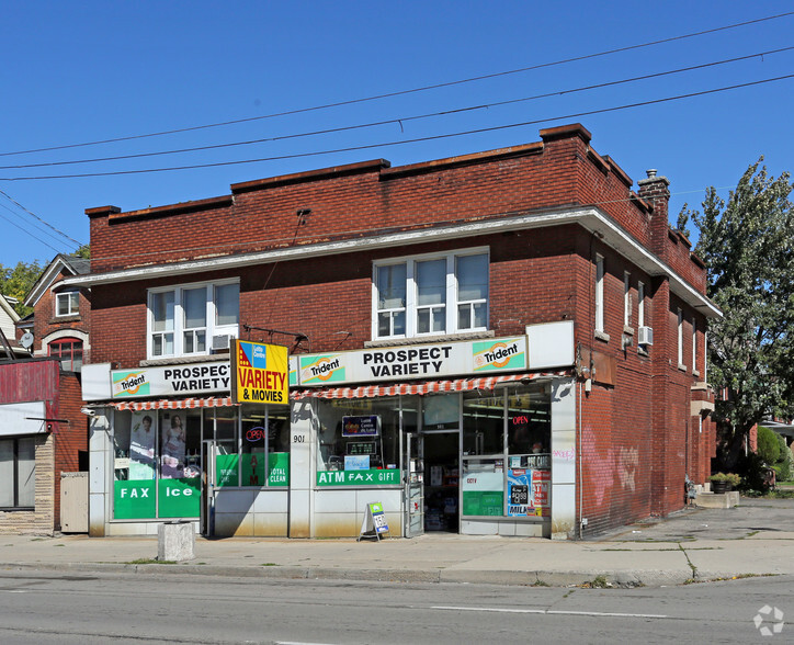 901 Main St E, Hamilton, ON for lease - Primary Photo - Image 1 of 5