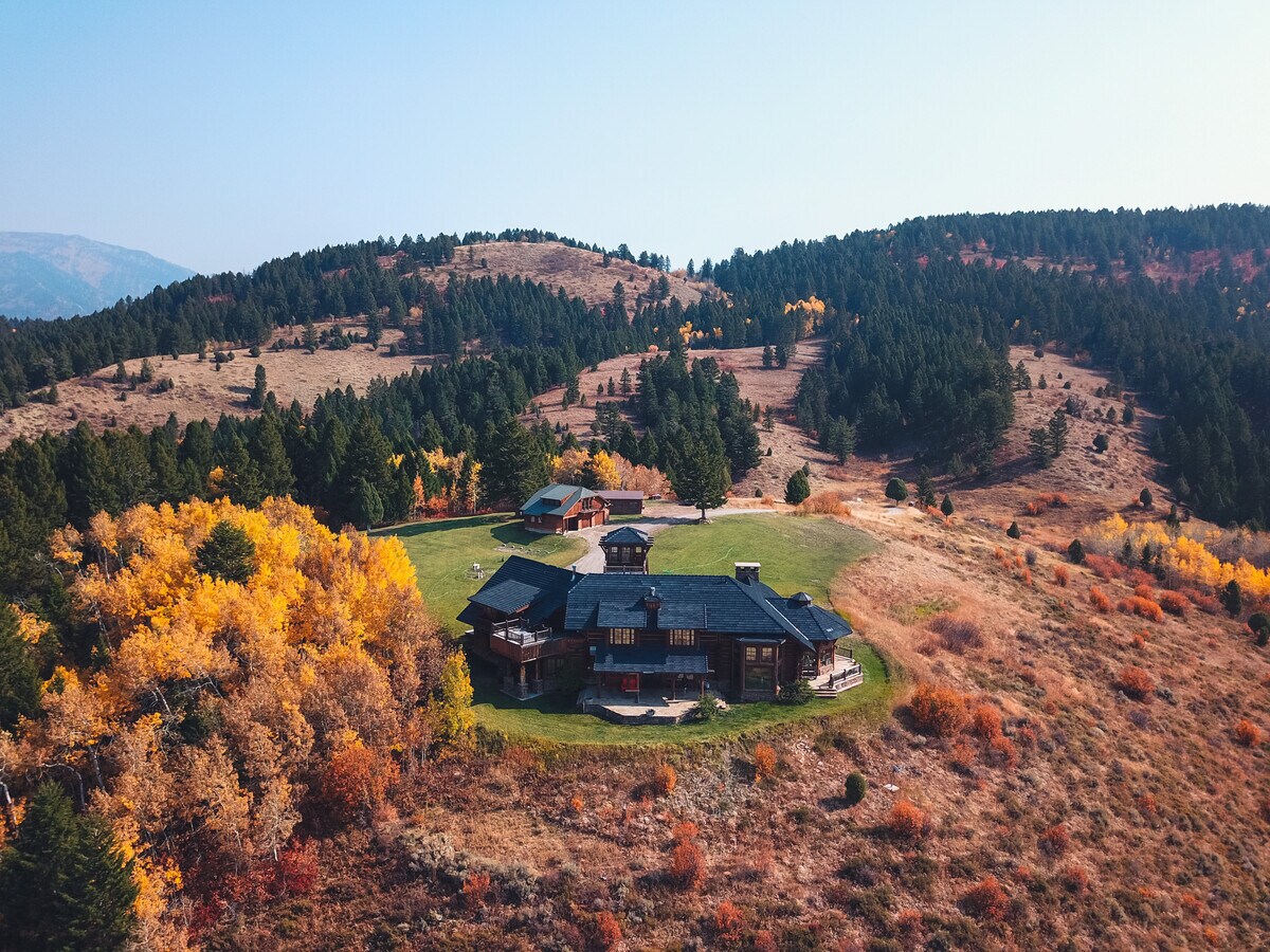 3100 County Rd 129, Grover, WY 83122