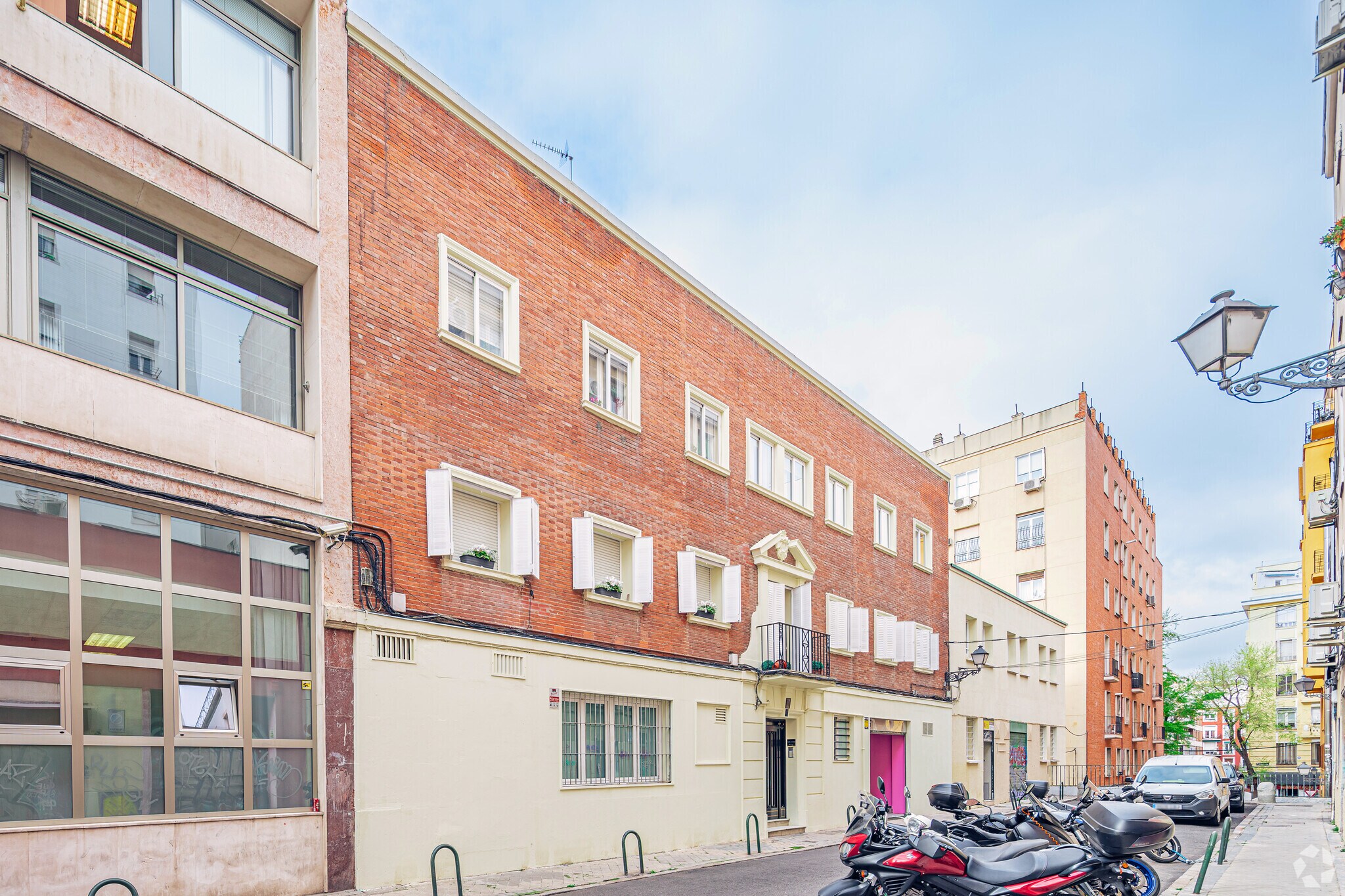 Calle Abdon Terradas, 5, Madrid, Madrid for sale Primary Photo- Image 1 of 1