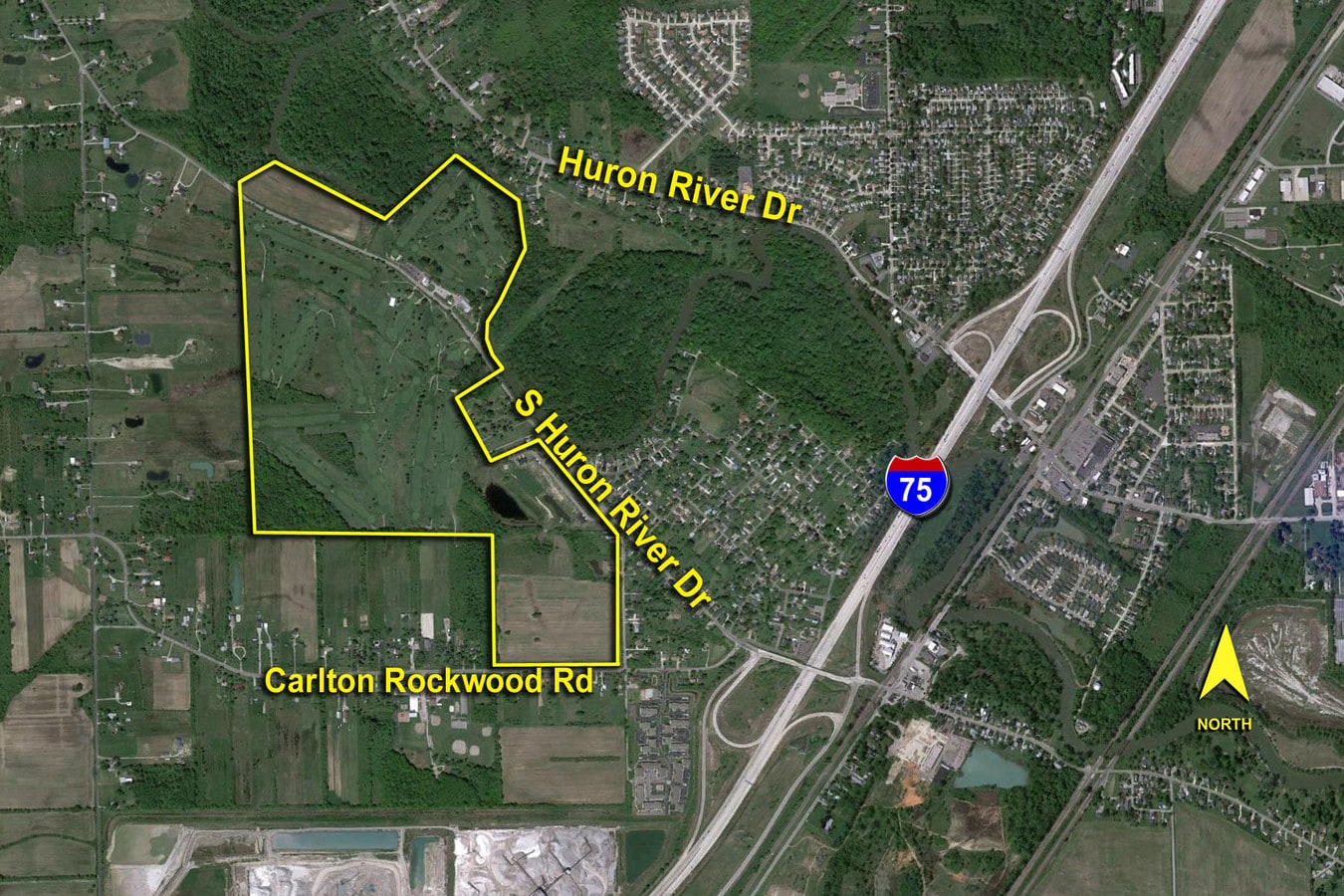 5617 S Huron River Rd, South Rockwood, MI 48179