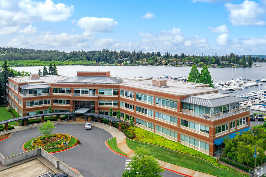 5400 Carillon Pt, Kirkland, WA for lease - Building Photo - Image 2 of 5