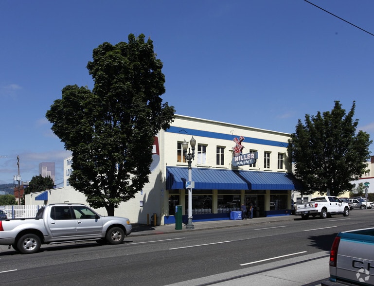 317 SE Grand Ave, Portland, OR for sale - Building Photo - Image 2 of 2